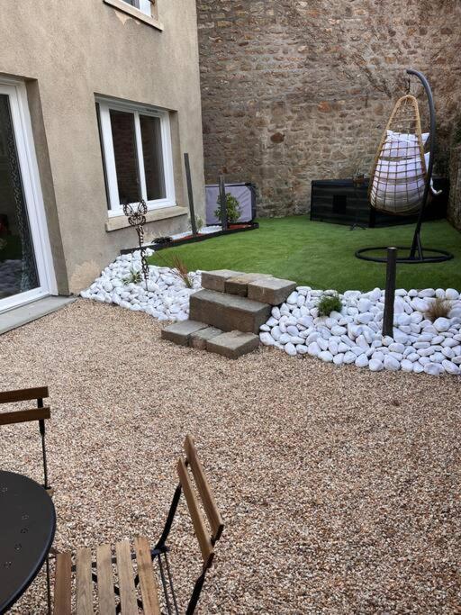 Beau Loft Room Proche Mont Saint Michel Jaccuzi Illimite En Plein Centre Avranches Exterior foto