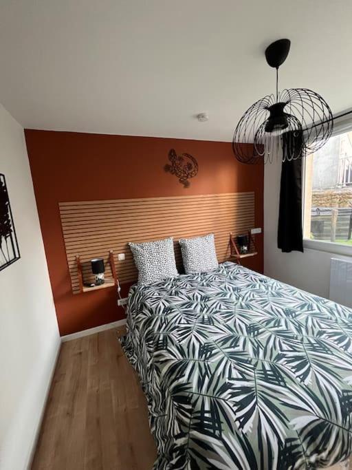 Beau Loft Room Proche Mont Saint Michel Jaccuzi Illimite En Plein Centre Avranches Exterior foto